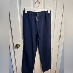 Figs Medium navy scrub pants. Good used condition.
